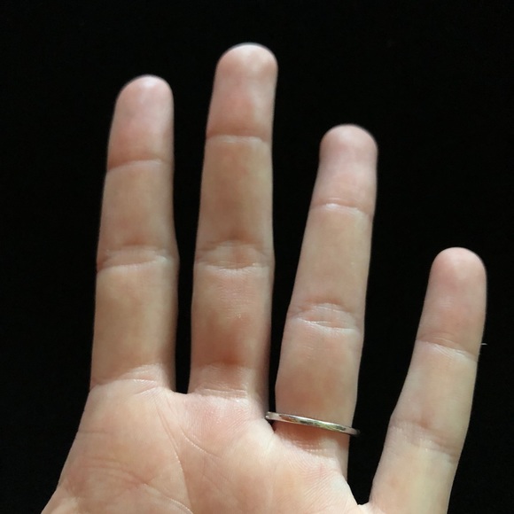 Vera Wang Love Collection 1/4 CT. Band 14K size: 5 - Picture 3 of 4